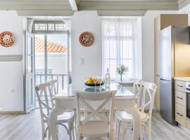 Amorama Suites, villa in Glóssa