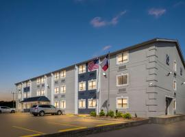 SureStay Hotel by Best Western Groves, hotel v destinaci Groves