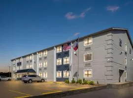 SureStay Hotel by Best Western Groves