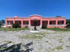 Estancia HOTEL LA ROSADITA