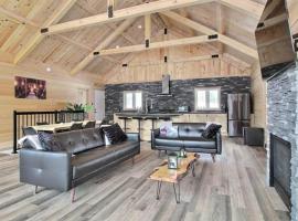 Chalet l'amical avec Spa, ξενοδοχείο σε Saint-Philémon