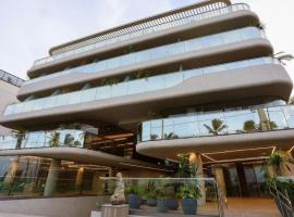 Setai Yacth, Flat para até 03 pessoas a beira mar do Cabo Branco, Hotel in João Pessoa