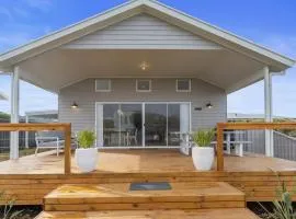 Nest 6 Battunga Ave Port Elliot - No Linen Included