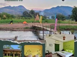 บ้านไม้คนเมือง Baan Mai Kon Muang Pai Resort
