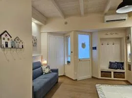 MAIOLICA Holiday House