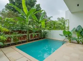 ELIVAAS 3 BHK with Pvt outdoor Pool - Mirai Gemini