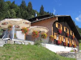 Bischahof AktivRefugium, hotel v destinaci Düns