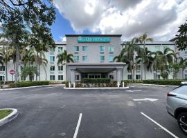 La Quinta Inn & Suites by Wyndham Sawgrass, hotel v destinaci Sunrise