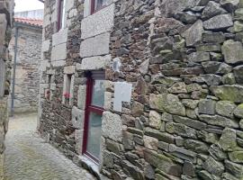 Casa do Alambique, hotel a Castro Daire