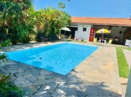 Casa com Piscina no Condomínio Beira Mar
