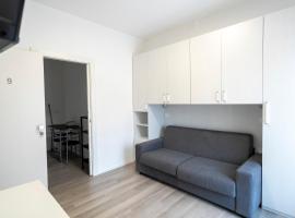 Prestige House 9, hotell sihtkohas Scalea