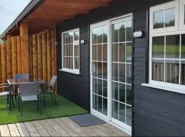 Waterfront Lodges - North Cabin