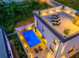 Stunning Home In Privlaka