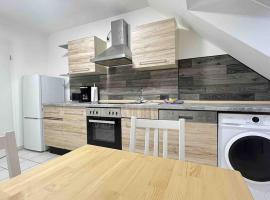 SWF112 - Gemütliche Monteurwohnung Übergangswohnung, hotel a Schwarzenfeld