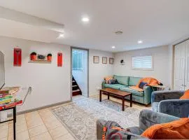 Cozy Home Sleeps 10 Lombard Chicago Suburb