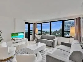 Spacious Ocean View Resort Beach Condo 601