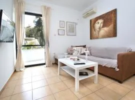 Lovely Cosy Apartment In Papagos