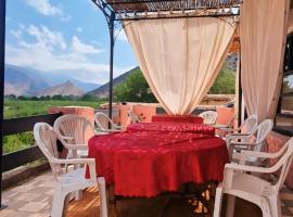 Gite Tamounte, hotel with hot tubs in Tabant