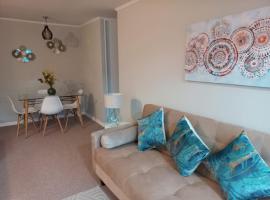 Hermoso departamento en Los Andes, hotel com estacionamento em Los Andes