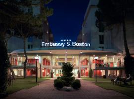 Hotel Embassy & Boston, hotel v destinácii Milano Marittima