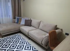 Cozy Apartment in Xhamlliku, Xhomlliku Tirana