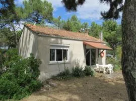 Maison rénovée 3 chambres près de l'océan avec jardin fermé et WiFi - FR-1-194-290