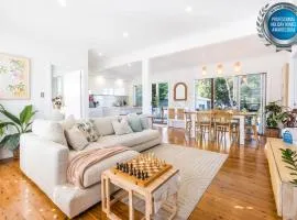 3 Pillars - Pet Friendly - 4 Mins Walk to Beach