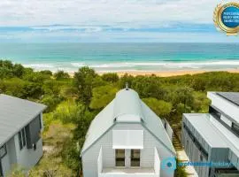 Ocean Dunes - Absolute Beachfront with Fireplace