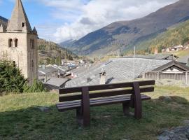 Bourg-saint-Pierre : le cachet d'antan, hotel v destinaci Bourg-Saint-Pierre