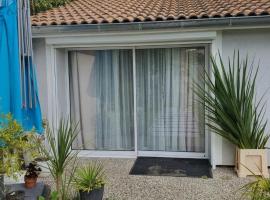 Studio, hotel v destinaci Bourg-de-Péage