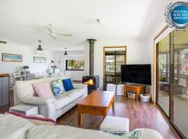Callala Calm Pet Friendly 5 Mins Walk to Beach