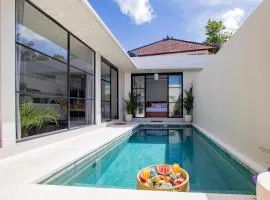 Canggu Oasis - Your Poolside Escape 2BDR Villa