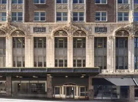 Hotel Phillips Kansas City, Curio Collection By Hilton