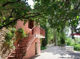 Holiday Home L'Amandier by Interhome, hotel v destinaci Oraison