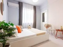 Himara City 32 - Central & Beach Access