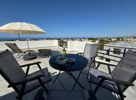 Penthouse in Lapta, a Cozy Coastal Retreat, ξενοδοχείο στη Λάπηθο