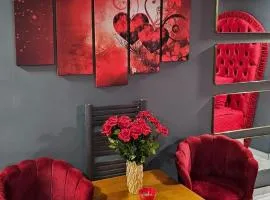 Love Room - ultracentral - jacuzzi cu hidromasaj