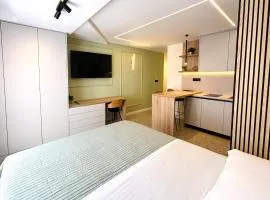 MARTHINIS Luxury Suites