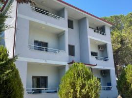 Canary Hotel, hotel v destinaci Golem