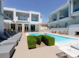 Metsikas Residence
