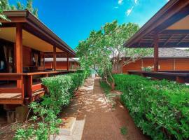 Moorea Golf Lodge, hotel v mestu Maharepa