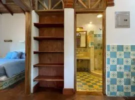 La casa de ladrillo, Las Planadas near Yankee Beach