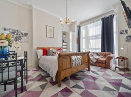 Modern Studio Apartment