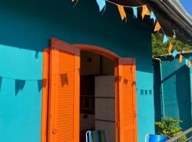 Meraki Hostel e Turismo, hotel in Paranaguá