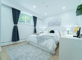 Cozy Double Private Room, Comfy Bed, Free Parking