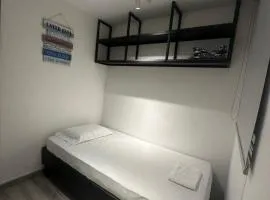 Moderno APTO con Vista 5 Estrellas Wifi Fast & CHECK IN AUTONOMO