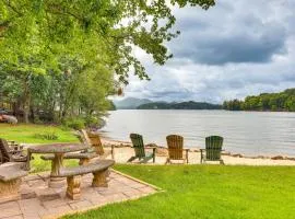 Cozy Lake Chatuge Getaway, Walk to Water!