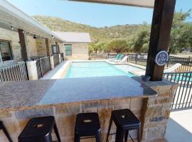 Heartstone Lodge, hotel v destinaci Concan