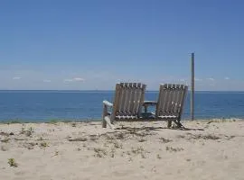 Cozy Beach Bungalow