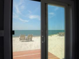 Cozy Beach Bungalow – hotel w mieście Truro